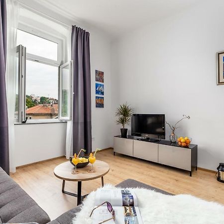 Apartman DeArk Appartement Rijeka Buitenkant foto