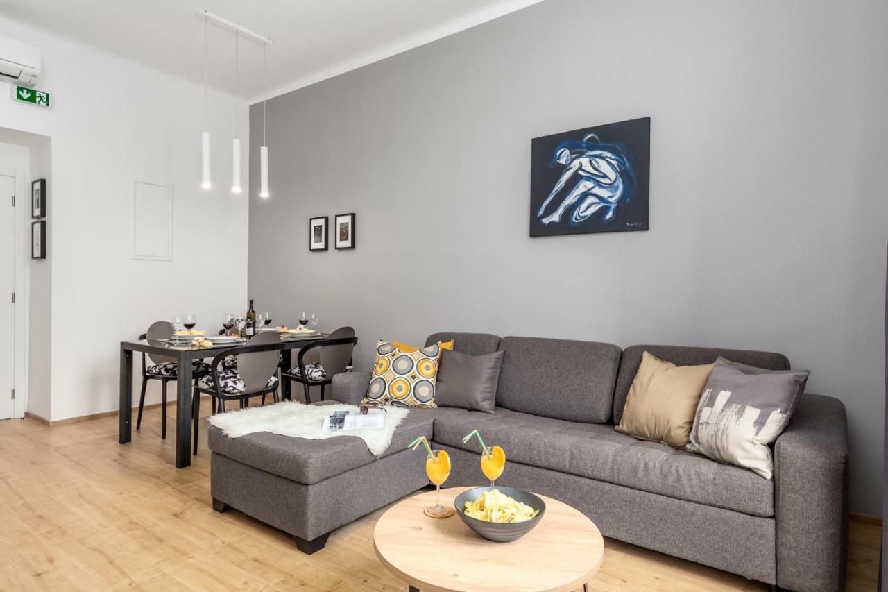 Apartman DeArk Appartement Rijeka Buitenkant foto
